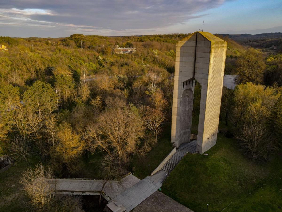 Пансион - Димитър Хадживасилев Svishtov Dış mekan fotoğraf